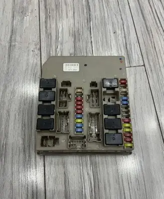 Renault Modus BSM Control unit 6746584