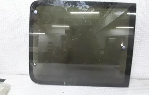 Peugeot Partner Rear side window