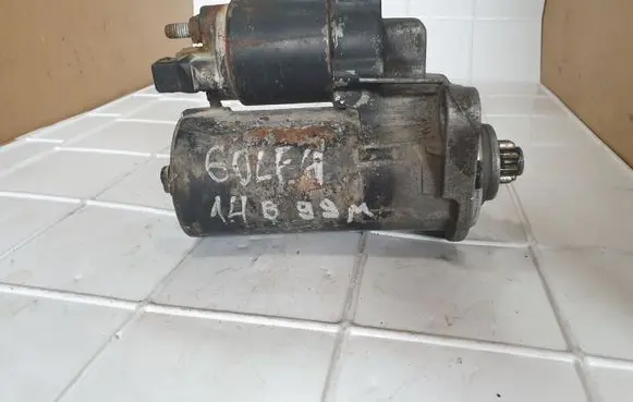 Volkswagen Golf IV Starter motor 0001121006 02091102S