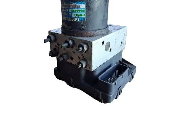 Hyundai Santa Fe ABS Pump 5890026160