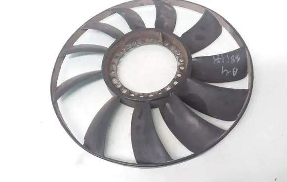 Audi A4 S4 B5 8D Fan impeller 058121301B