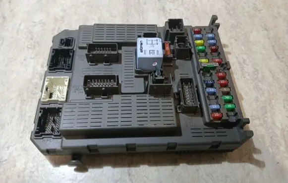 Citroen C8 Fuse module 1499704080