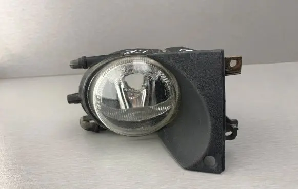 BMW 5 E39 Front fog light 6900221 63176900221