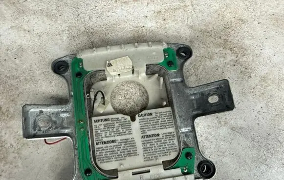 Audi A4 S4 B5 8D Sensor 4D0124
