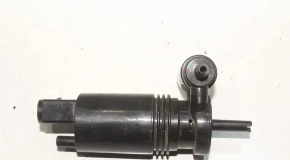 Mercedes-Benz GLA W156 Windscreen/windshield washer pump 1040723
