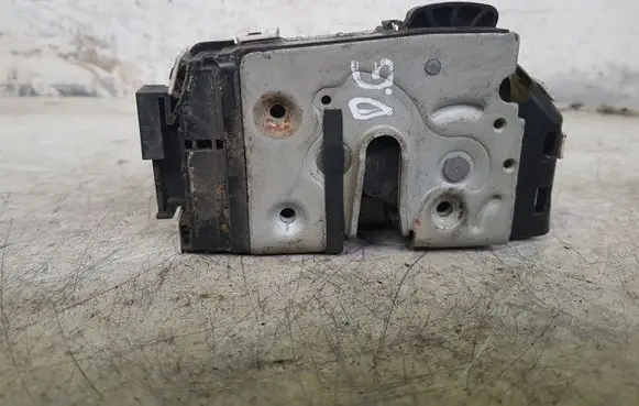 Dodge Caliber Rear door lock 2856E