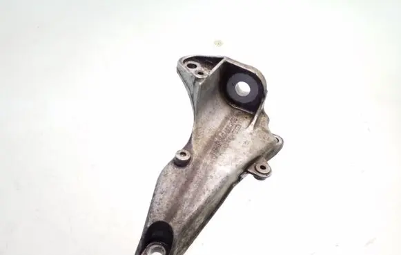 Audi A6 S6 C5 4B Gearbox mounting bracket 8D0399114AJ