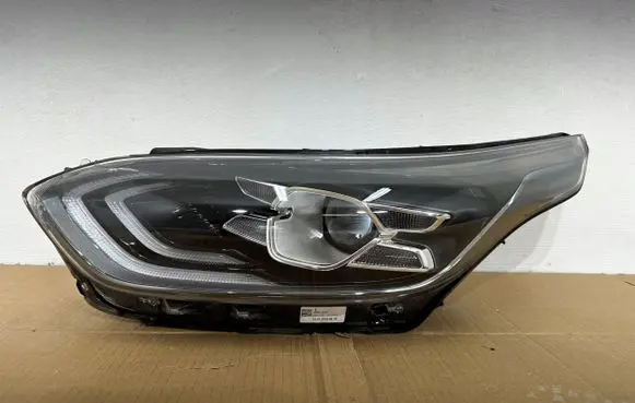 KIA Ceed Headlight/headlamp