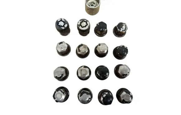 Jeep Grand Cherokee Nuts/bolts 