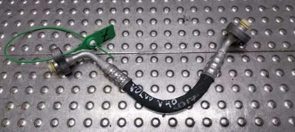 Volvo V40 Air conditioning (A/C) pipe/hose 31455314
