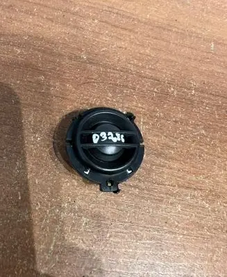 Volkswagen PASSAT B5 Subwoofer speaker 3B0035411 D3286