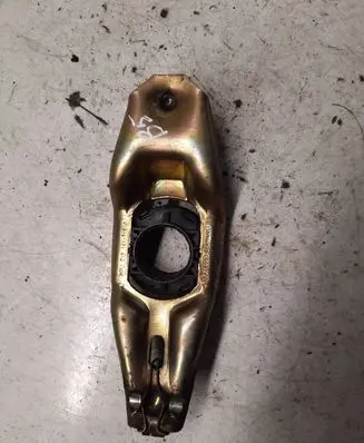 Volkswagen PASSAT B5 Clutch release arm fork 012141719