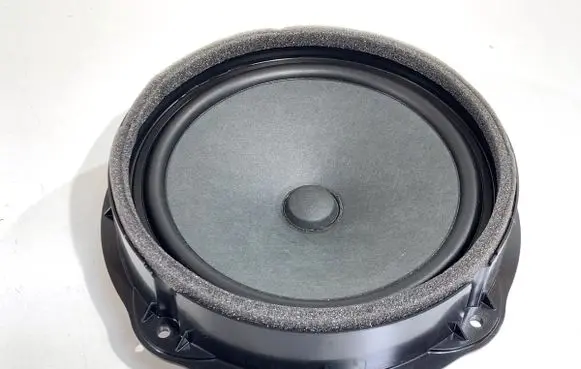 Cupra Formentor Front door speaker 8V0035415D
