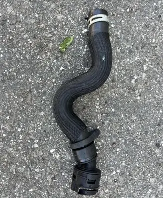 Opel Mokka B Engine coolant pipe/hose 9824296280