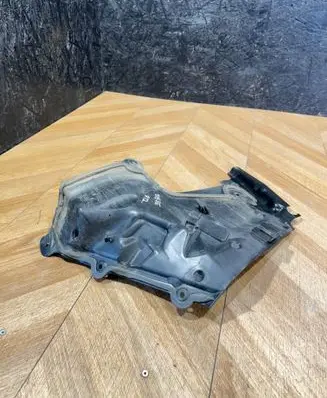 Mercedes-Benz C W205 Other engine bay part A2056205801
