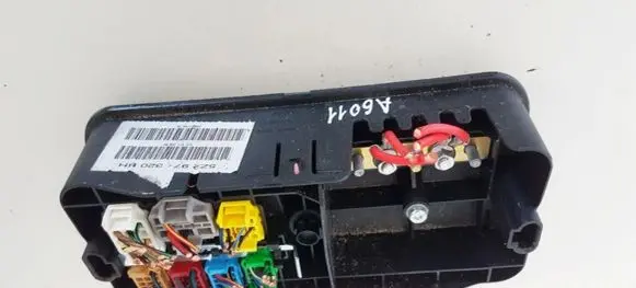 Volkswagen Fox Fuse box set 5Z0937403B 5Z2971320BH