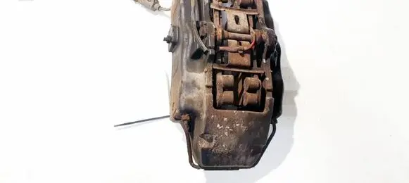 Volkswagen Touareg I Front brake caliper 18zl