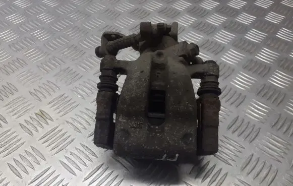 Opel Astra H Rear brake caliper