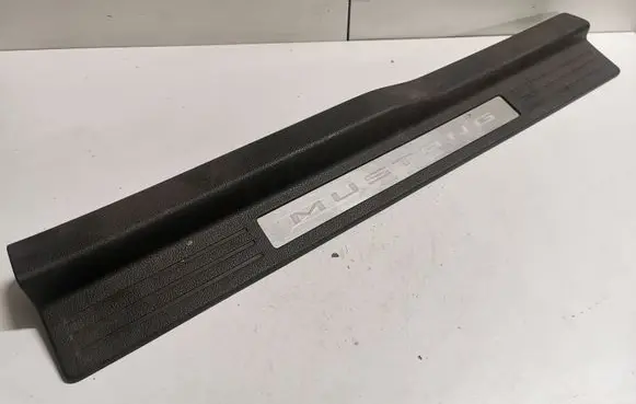 Ford Mustang V Side skirt front trim AR336313200BDW