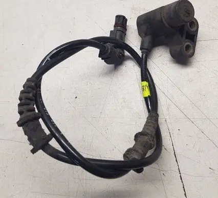 Mercedes-Benz A W168 ABS brake wheel speed sensor A1685400017