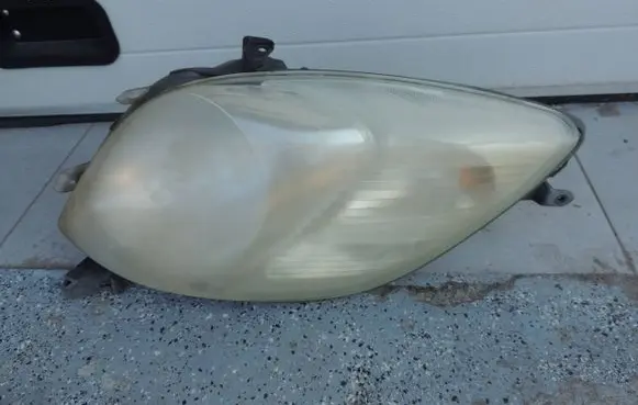 Toyota Yaris Headlight/headlamp 811100D130 89900738