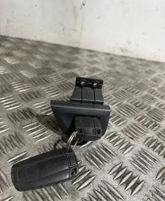 BMW 1 E81 E87 Ignition lock 6954718