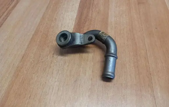 Volkswagen Touareg I Engine coolant pipe/hose 07Z103499