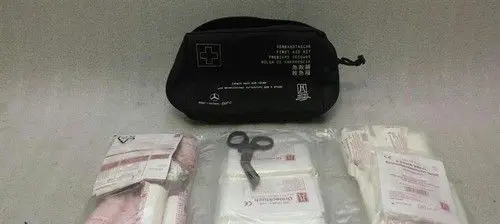 Mercedes-Benz A W176 First aid kit