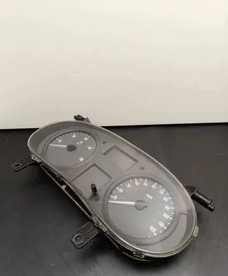 Renault Trafic II (X83) Speedometer (instrument cluster) P8200283201D 281177168 8329519R