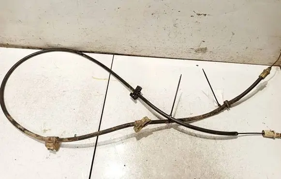 Handbrake/parking brake wiring cable