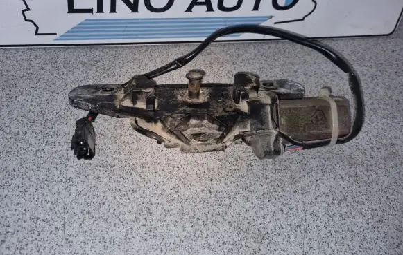 BMW 5 E39 Tailgate/trunk/boot lock/catch/latch 67148362371