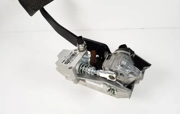 Mercedes-Benz E W212 Brake pedal A2122900101