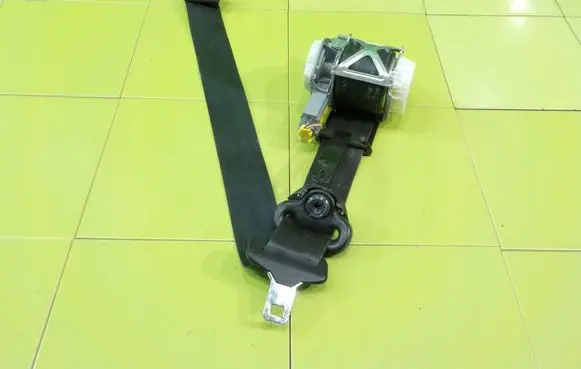Ford Fiesta Front seatbelt C1BBA61295AC BEZPIECZENSTWA