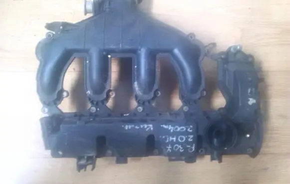 Rocker cam cover