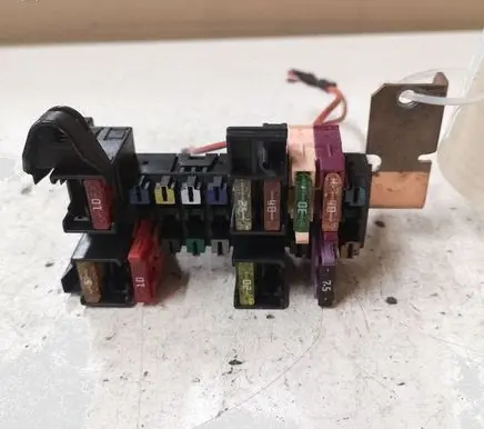 Mercedes-Benz Vito Viano W639 Fuse module A6395400018