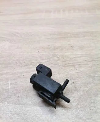 BMW 3 E46 Turbo solenoid valve 1742712 72234100