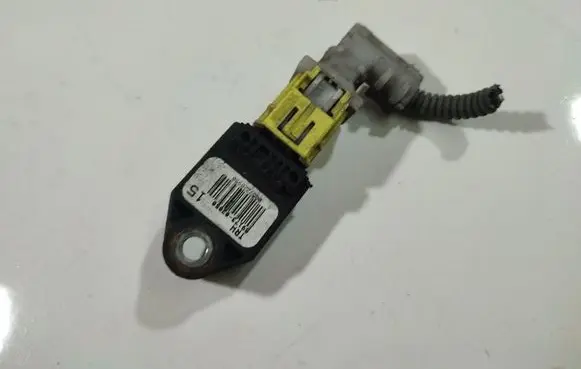 Toyota Auris 150 Airbag deployment crash/impact sensor 8917302050