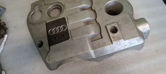 Audi A6 S6 C5 4B Engine cover (trim) 038103925