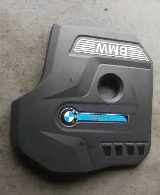 Engine cover (trim)