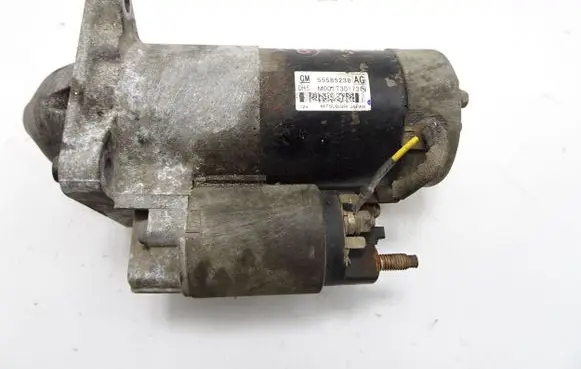 Opel Zafira C Starter motor M001T30173 55585238