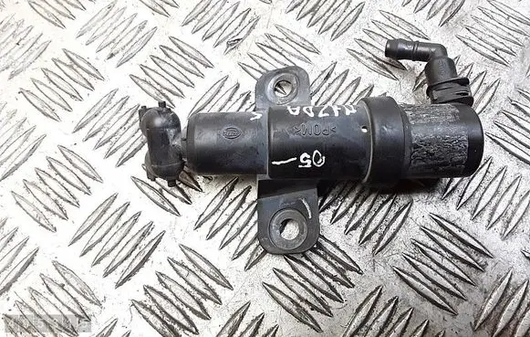 Mazda 5 Headlight washer spray nozzle