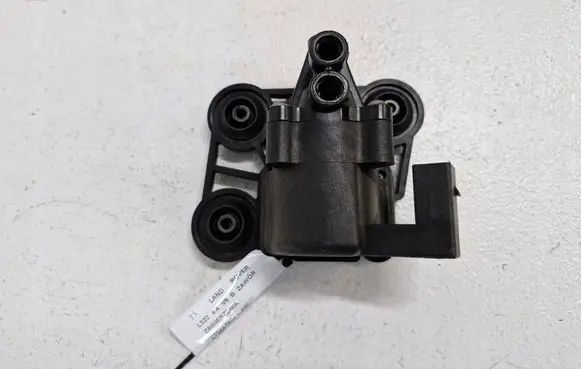 Land Rover Range Rover L322 Suspension control unit/module 675447801
