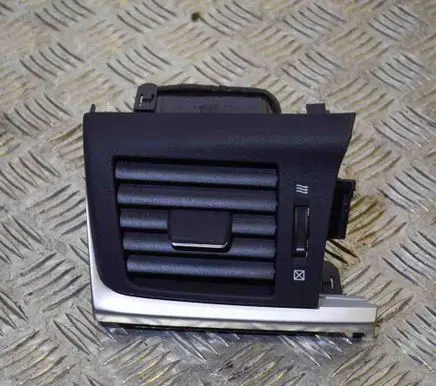 Lexus CT 200H Dashboard air vent grill cover trim 5565076010