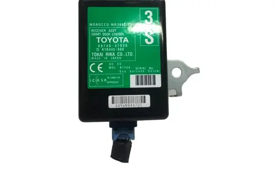 Toyota Prius (XW30) Door central lock control unit/module 8974047030