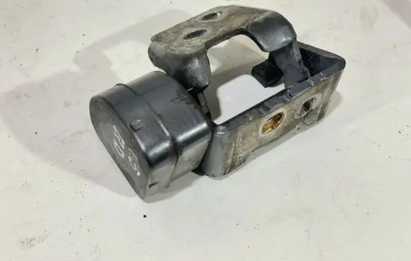 Citroen C5 Front door upper hinge 