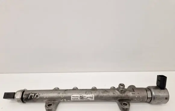 Mercedes-Benz A W176 Fuel main line pipe A6510700495 R9144Z240A