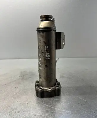Volvo S70 V70 V70 XC EGR valve cooler X51158