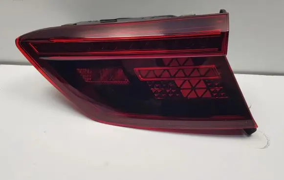 Volkswagen Tiguan Rear/tail lights 5NA945308D