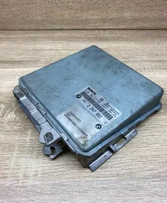 BMW 5 E39 Engine control unit/module ECU 2247891
