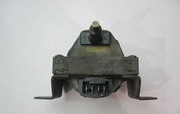 Peugeot 405 High voltage ignition coil